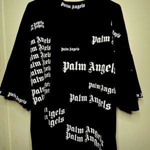 Palm angels shirt used 2 times.